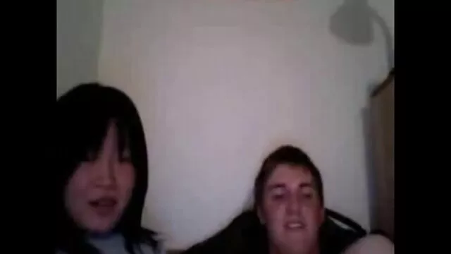 Tóc vàng bắt trong khi chồng xxx hang quat bạn trai