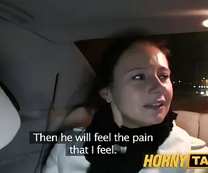 Heather, xxx gai han quoc bịt miệng việc làm cho kem họng để một con quái vật ghê tởm.