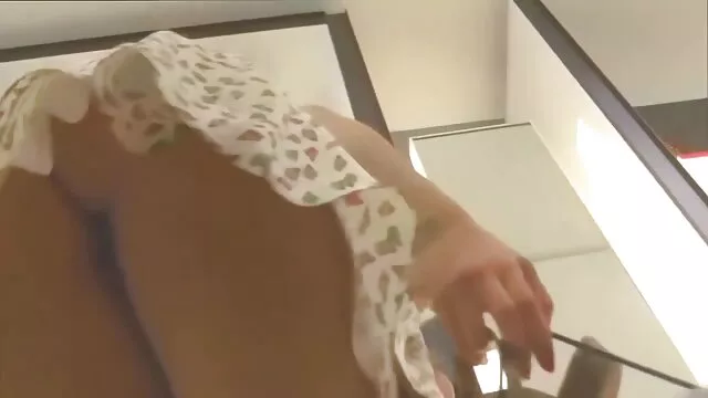 các chàng phết mỡ kẹo với tối mỏng tóc. video xxx han quoc