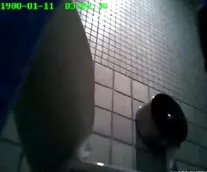 Họ quay peeping tom trong khi hang quoc xxx Cô chơi